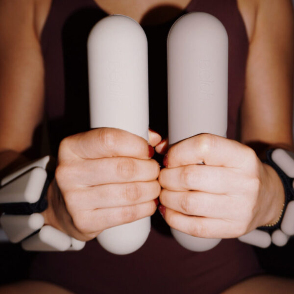 {"data":{},"editType":"image_edit","tiktok_developers_3p_anchor_params":"{"capability_name":"retouch_edit_tool","picture_template_id":"","source_type":"vicut","client_key":"aw889s25wozf8s7e"}","exportType":"image_export","source_type":"vicut","pictureId":"34CC69E1-6422-4C10-A389-77185F5D7A57"}